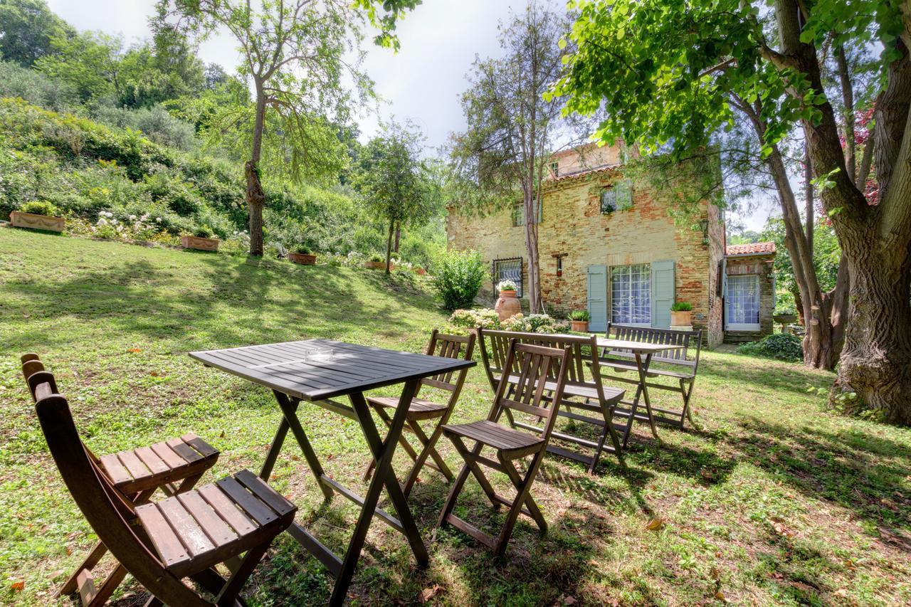 B&B La Residenza Del Poeta Montesicuro エクステリア 写真