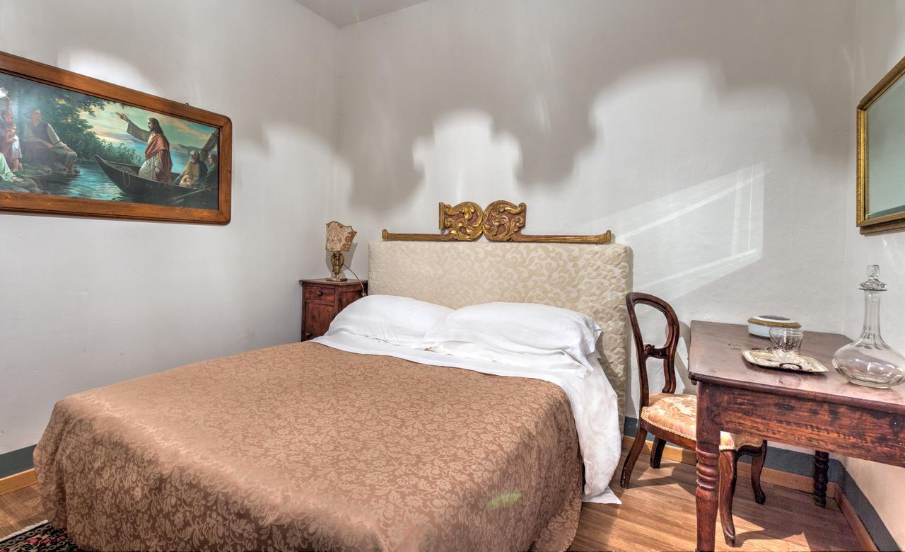 B&B La Residenza Del Poeta Montesicuro エクステリア 写真