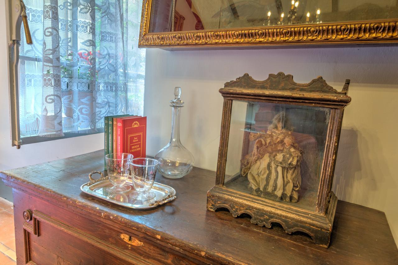 B&B La Residenza Del Poeta Montesicuro エクステリア 写真